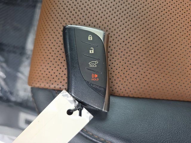 Certified 2024 Lexus GX 550 w/ Cold Area Package image 37