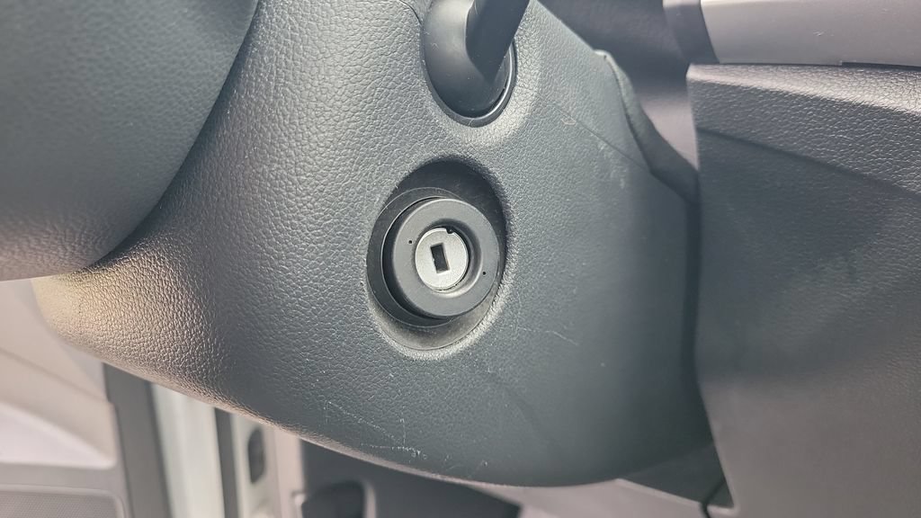 Used 2018 Volkswagen Atlas S FWD image 22