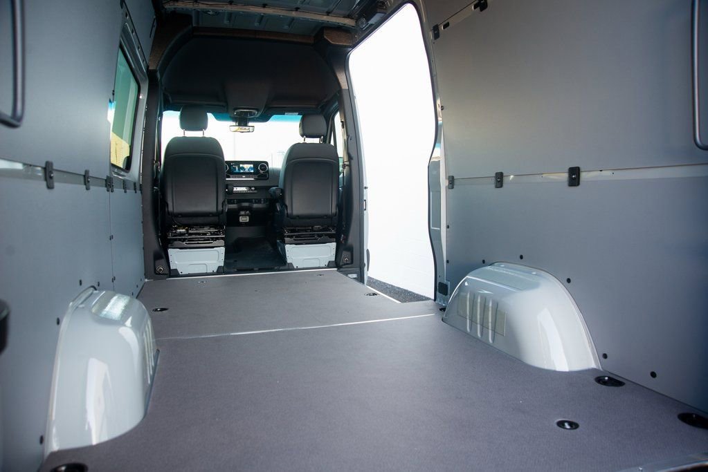 New 2025 Mercedes-Benz Sprinter 2500 image 34