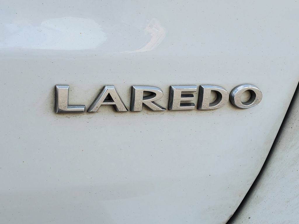Used 2015 Jeep Grand Cherokee Laredo RWD image 8