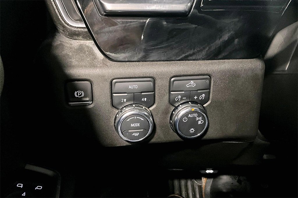 Used 2023 GMC Sierra 1500 SLE image 17