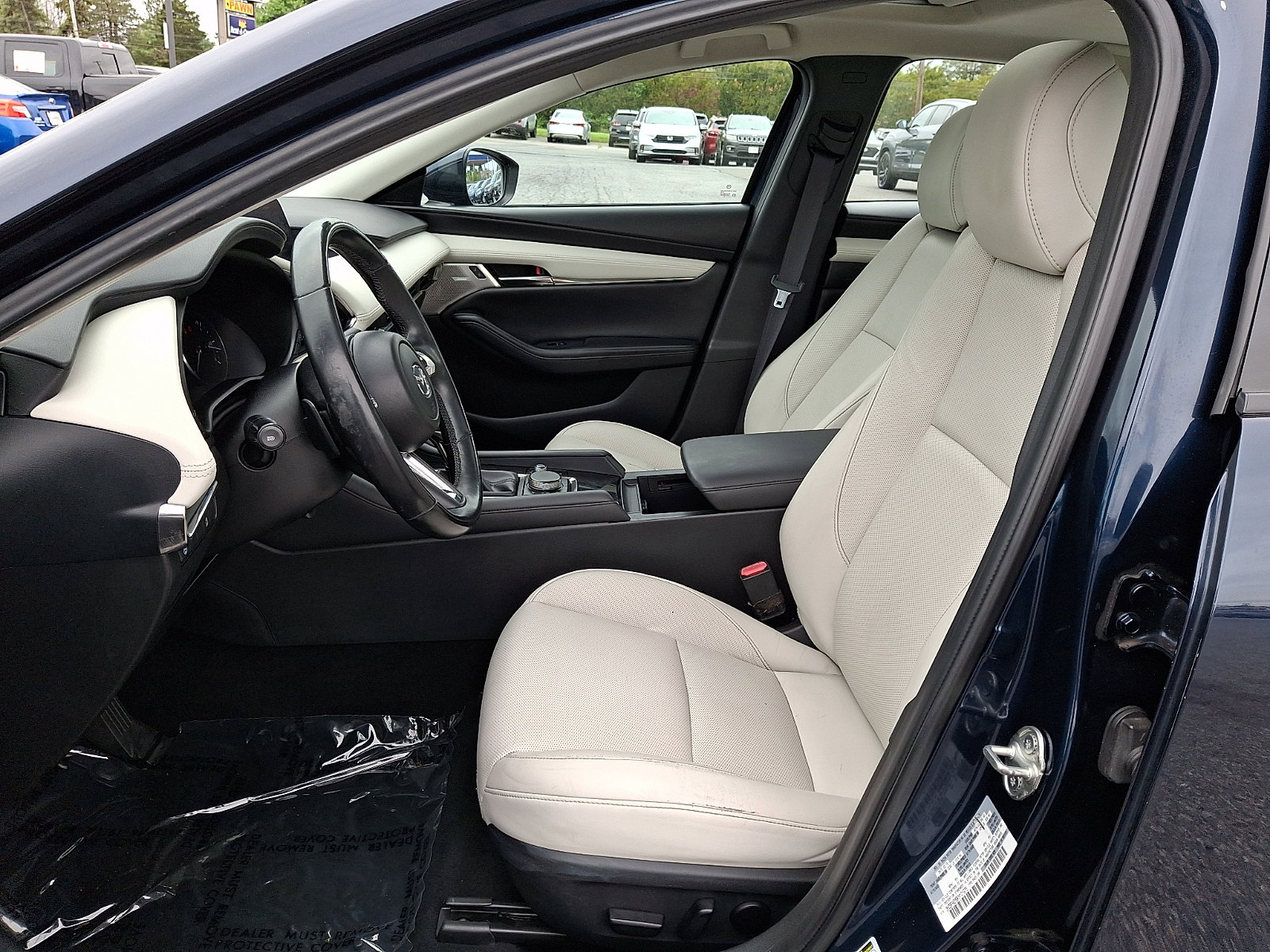 Used 2019 MAZDA MAZDA3 Sedan w/ Premium Package FWD image 13