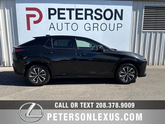 Used 2024 Lexus RZ 300e Premium FWD image 2