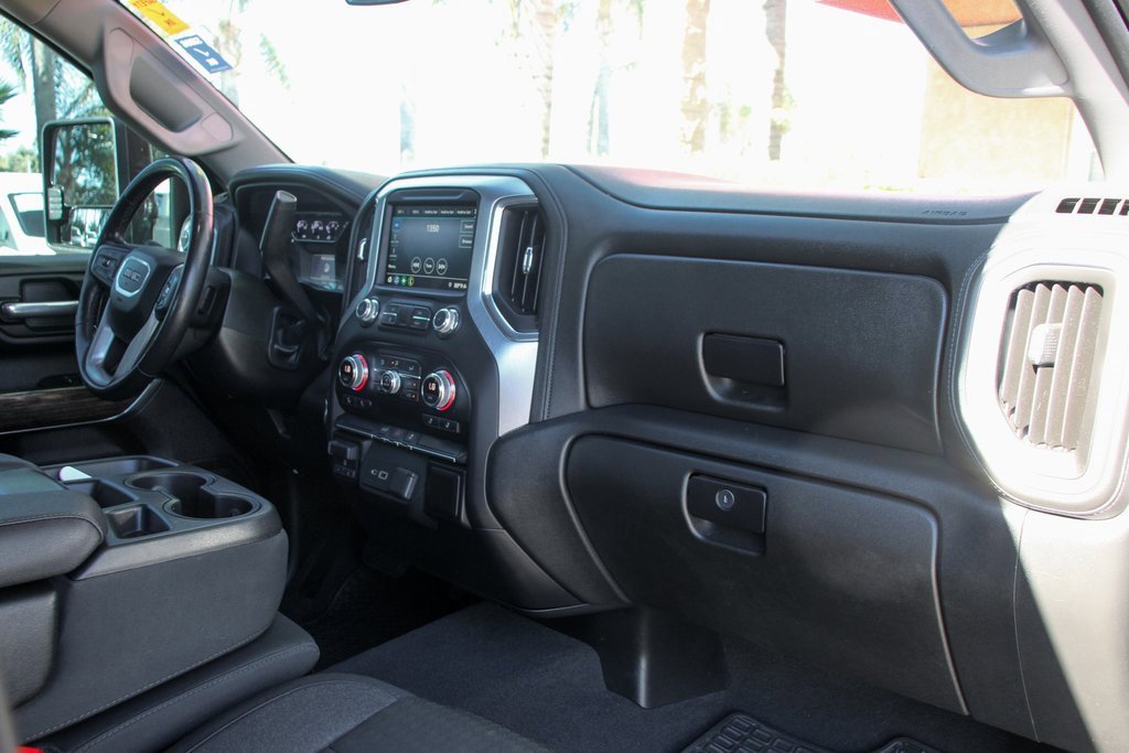 Used 2021 GMC Sierra 3500 SLE w/ SLE Value Package image 32