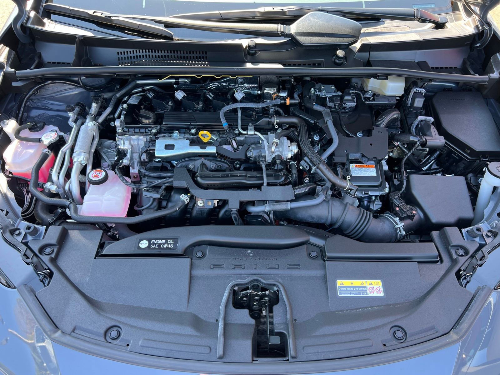 Used 2024 Toyota Prius Prime FWD image 16