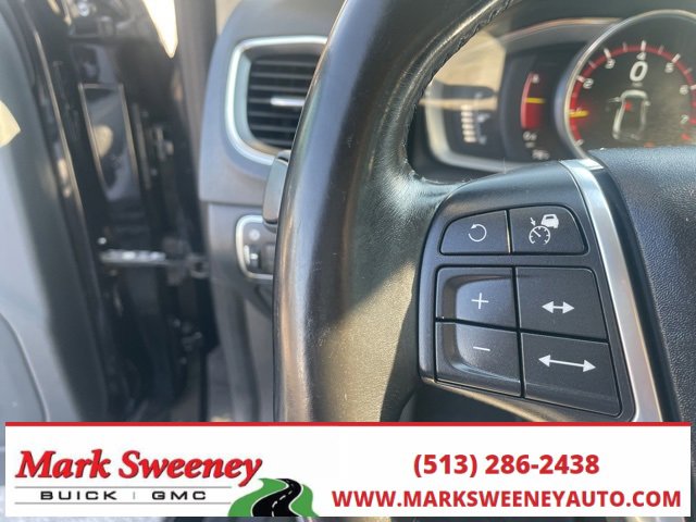 Used 2017 Volvo S60 T5 Inscription Platinum w/ Climate Package image 17