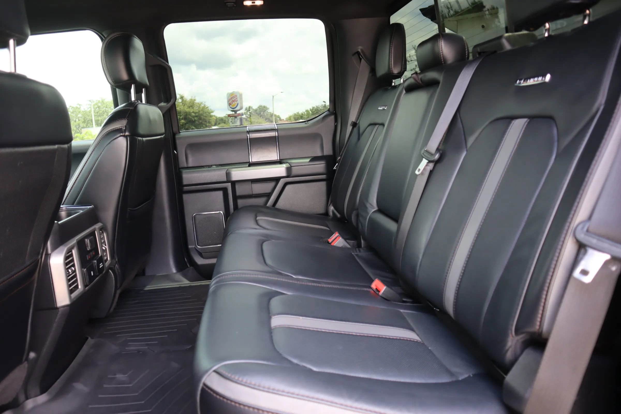 Used 2019 Ford F450 Platinum w/ Platinum Ultimate Package image 29