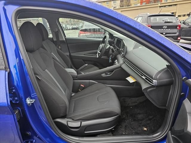 New 2026 Hyundai Elantra SE FWD image 11