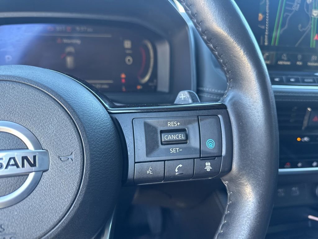 Used 2021 Nissan Rogue Platinum image 24