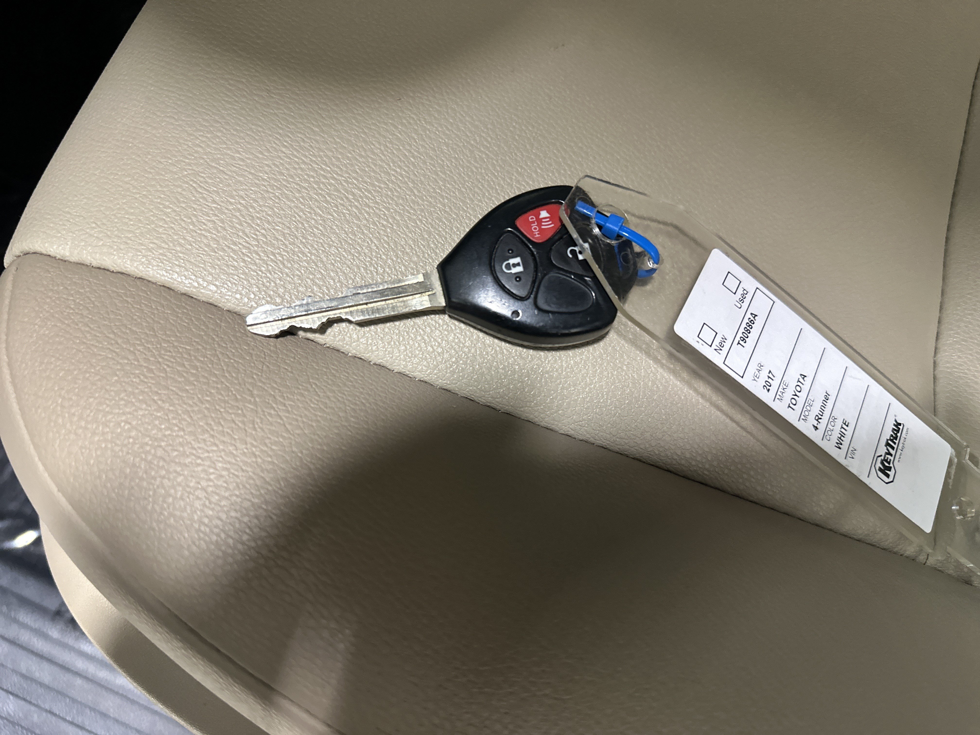 Used 2017 Toyota 4Runner SR5 Premium AWD/4WD image 36