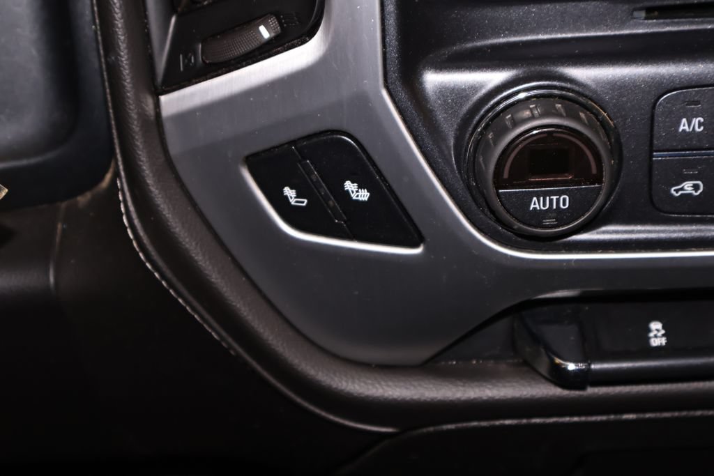 Used 2019 GMC Sierra 1500 SLE w/ SLE Value Package AWD/4WD image 29
