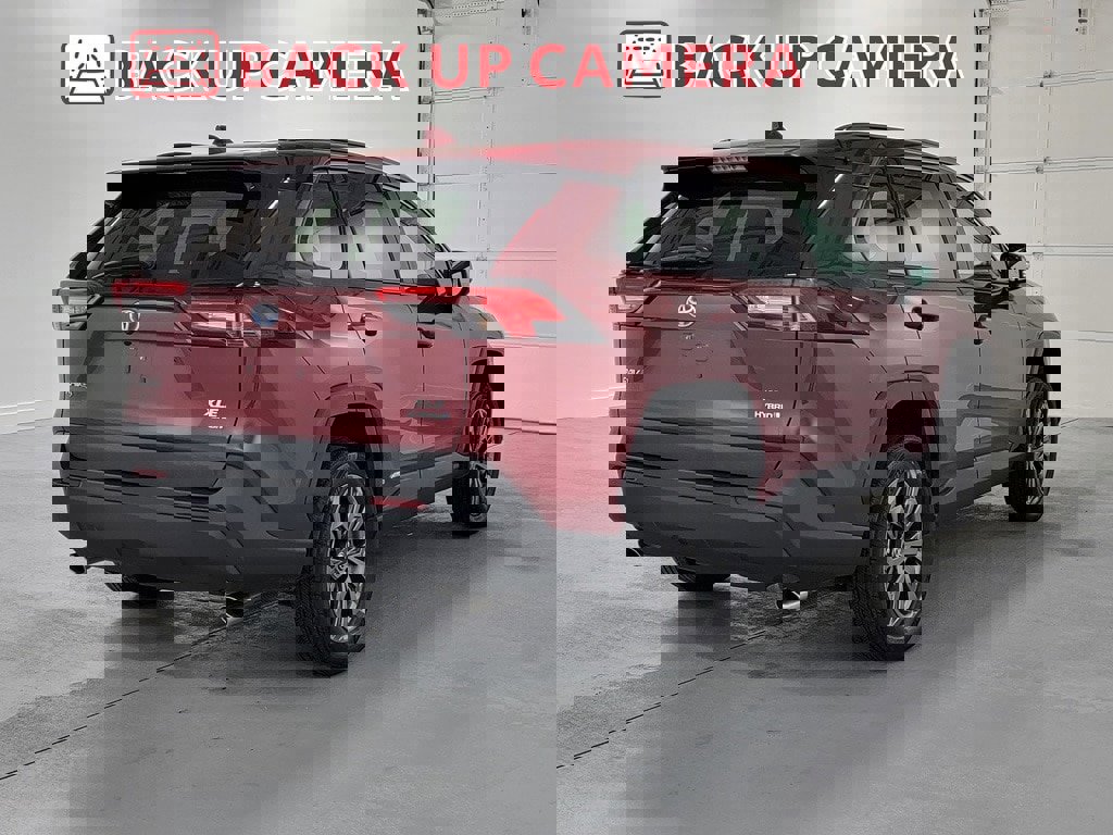 Certified 2022 Toyota RAV4 XLE Premium image 9