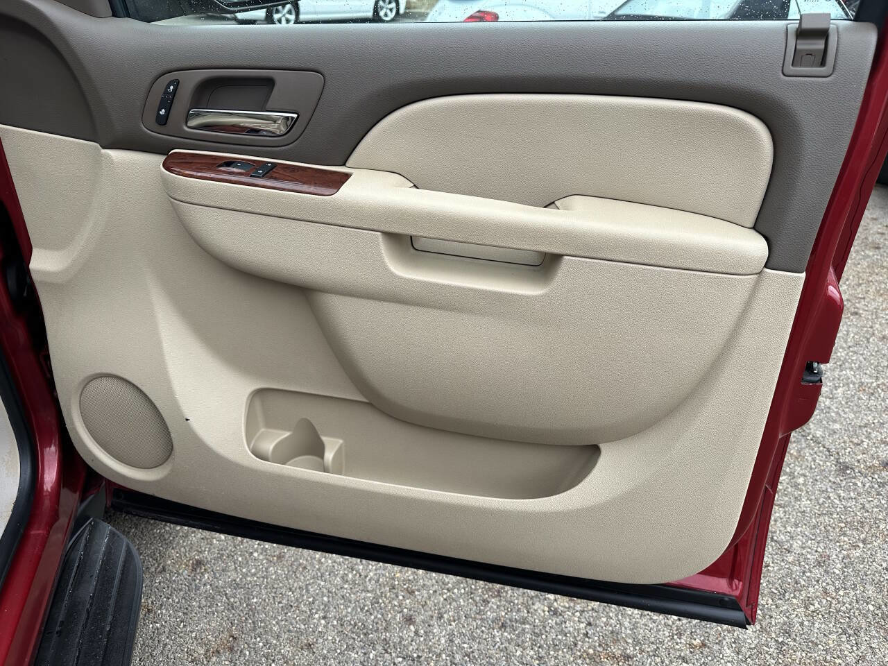 Used 2012 Chevrolet Suburban LT w/ All-Star Edition image 23