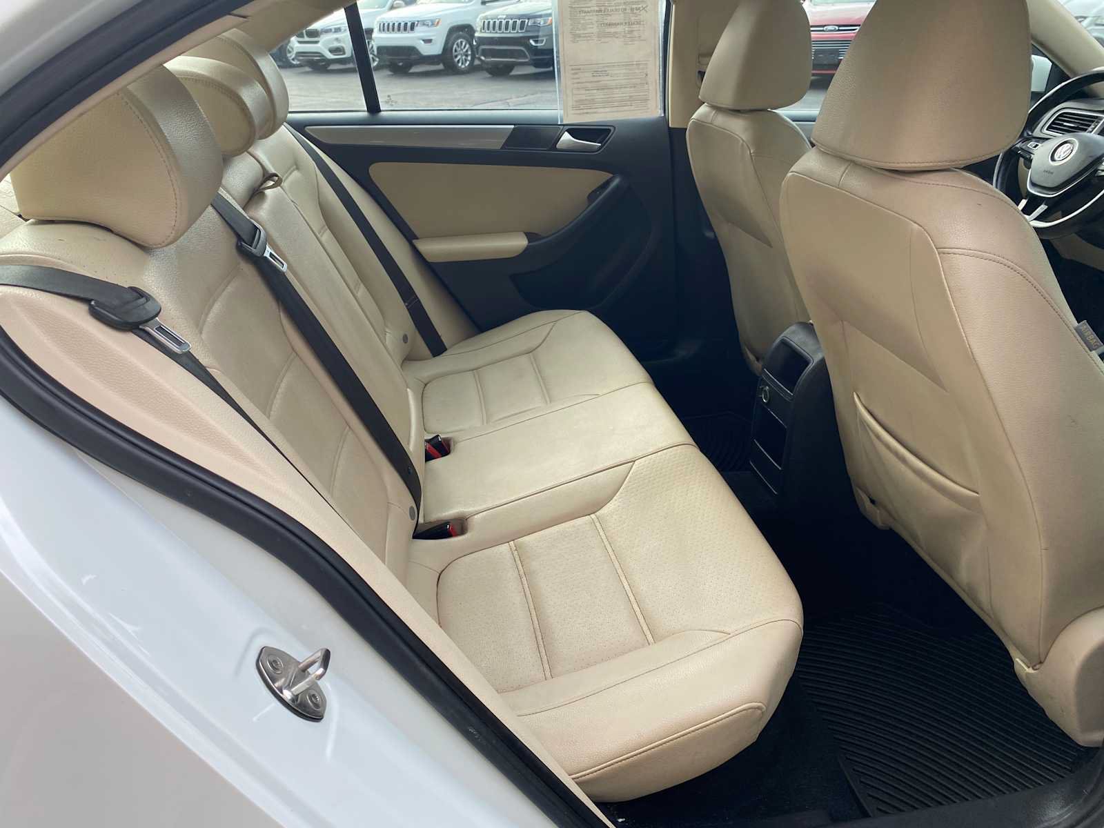 Used 2017 Volkswagen Jetta SE FWD image 23