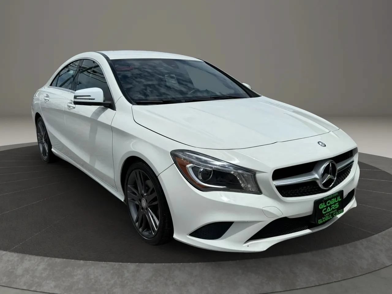 Used 2015 Mercedes-Benz CLA 250 image 3