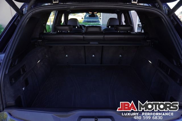 Used 2021 BMW X5 M50i w/ Executive Package image 74