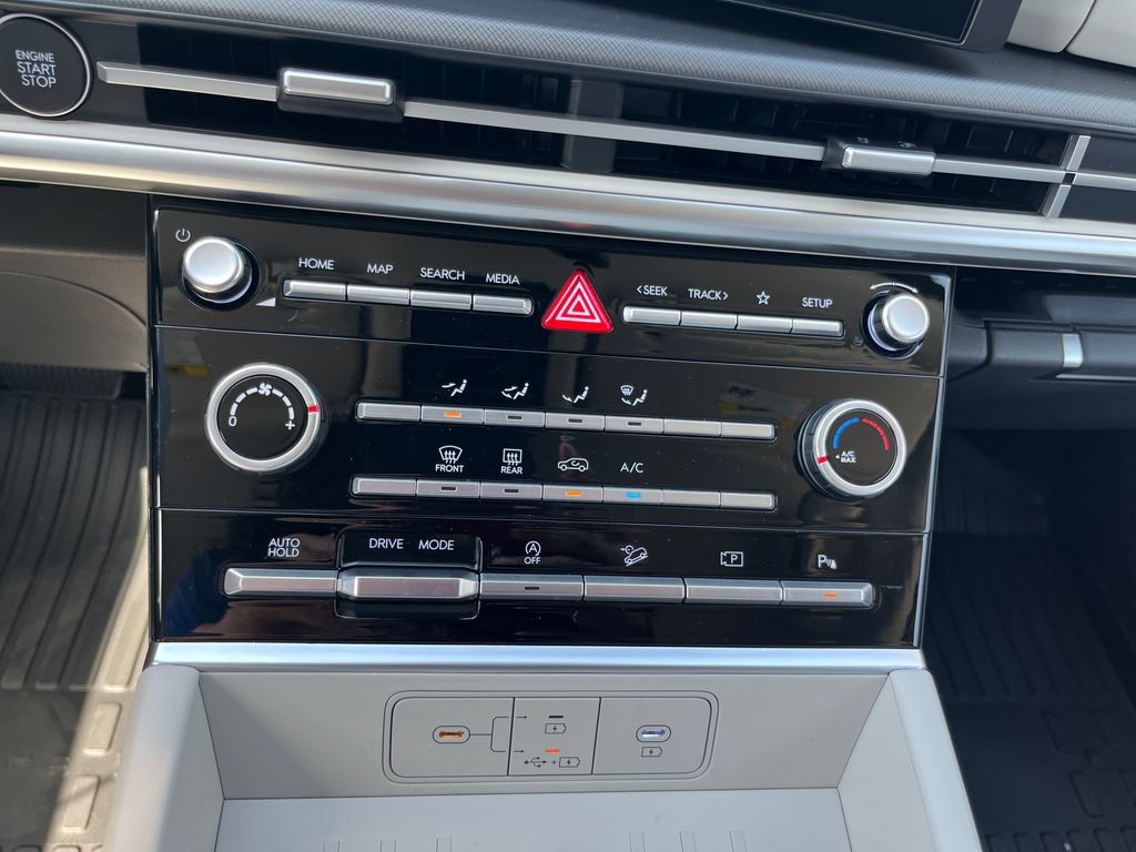 New 2026 Hyundai Santa Fe SE FWD image 23