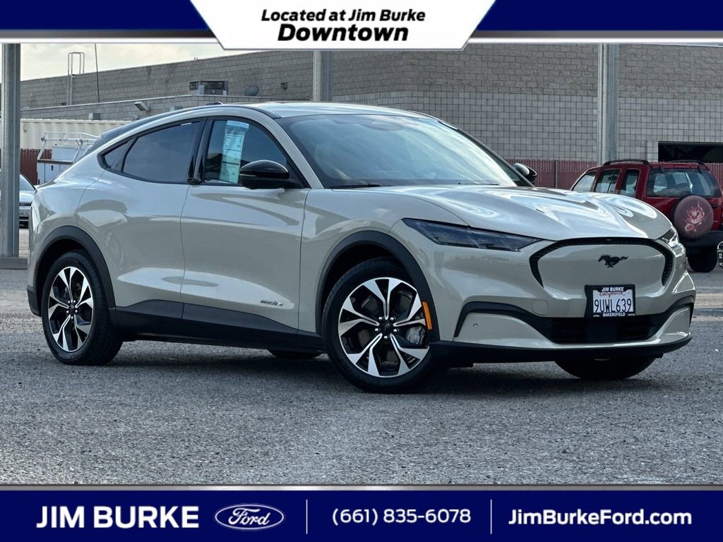 Certified 2025 Ford Mustang Mach-E Select image 1