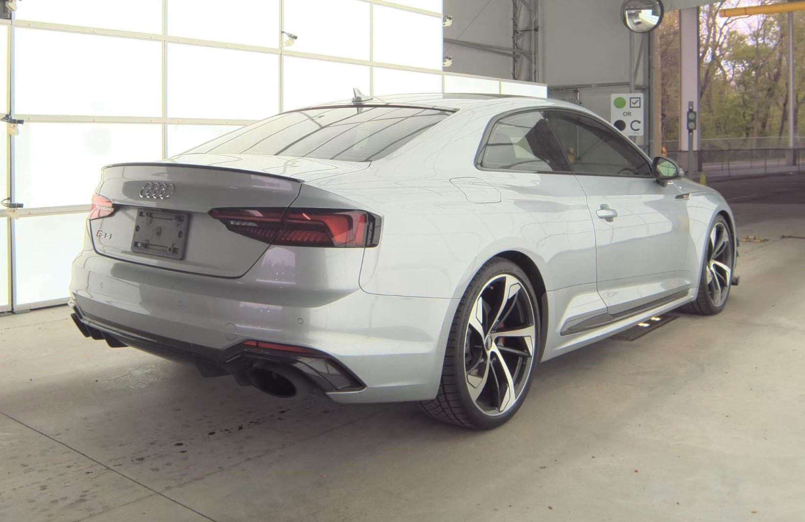 Used 2018 Audi RS 5 AWD/4WD image 4