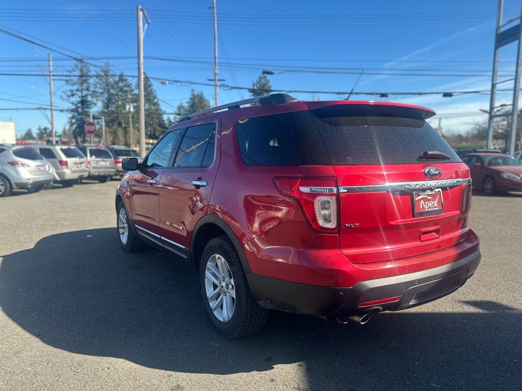 Used 2012 Ford Explorer XLT AWD/4WD image 8