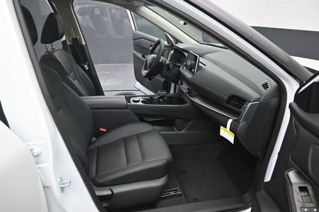 New 2026 Nissan Rogue Dark Armor AWD/4WD image 31