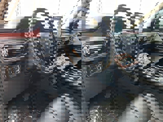 Used 2023 Lincoln Aviator Grand Touring w/ Equipment Group 301A image 25