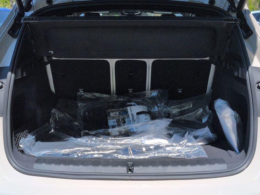 New 2026 BMW X1 xDrive28i image 13