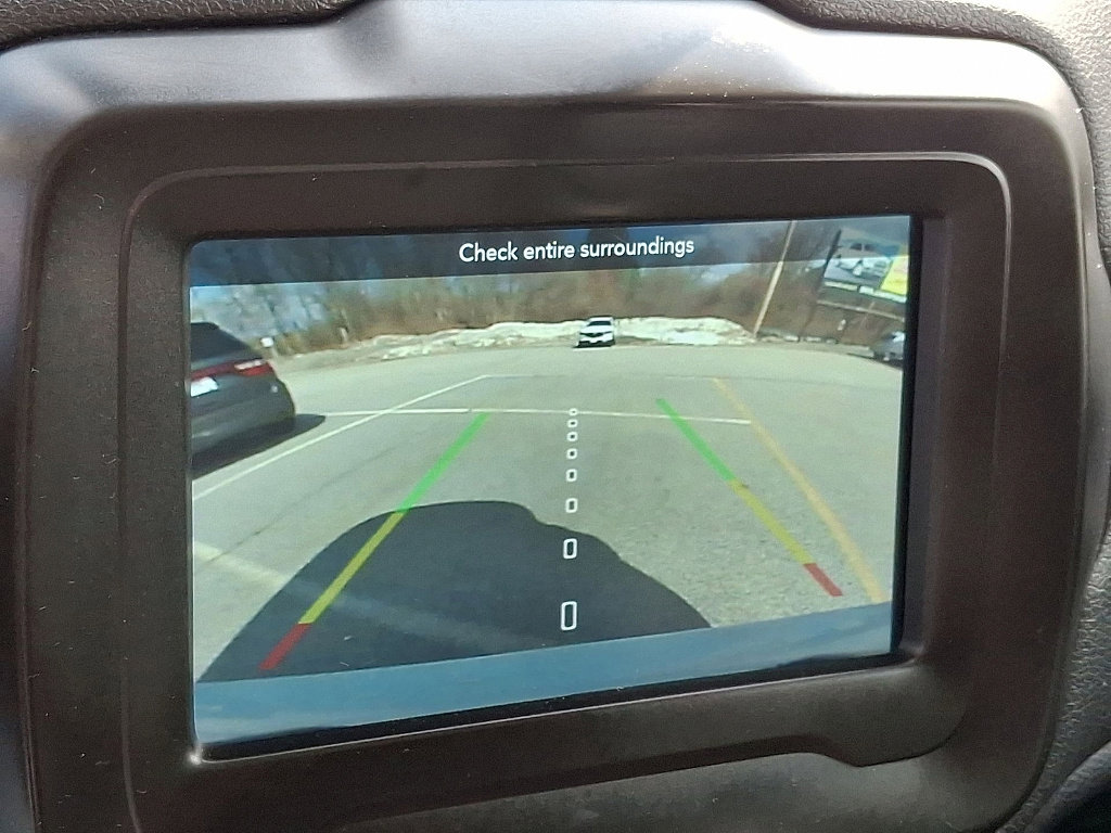 Certified 2021 Jeep Renegade Latitude image 15