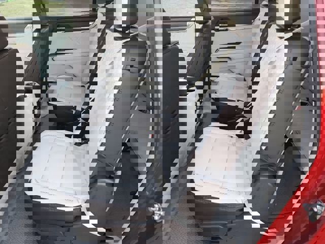 New 2026 GMC Acadia Denali w/ Super Cruise Package image 10