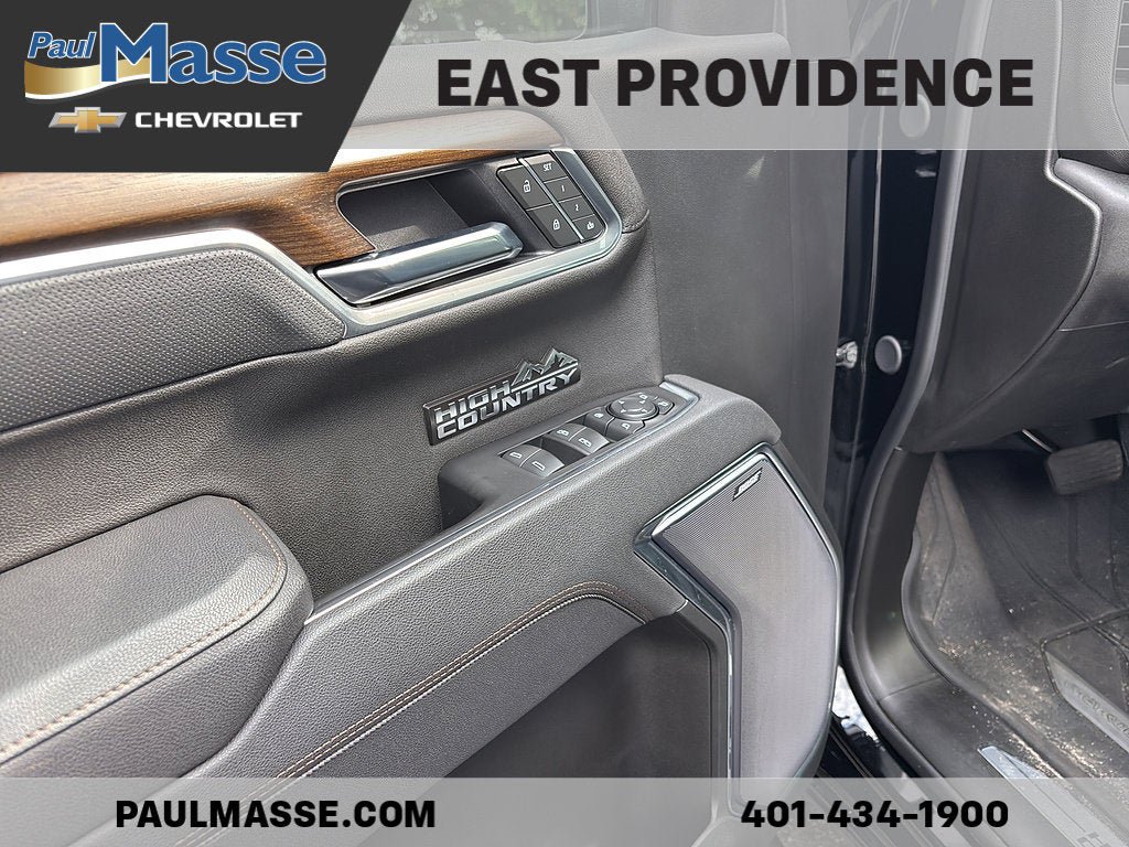 Used 2025 Chevrolet Silverado 1500 High Country w/ High Country Premium Package AWD/4WD image 11