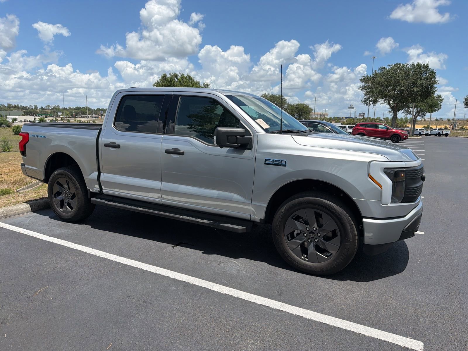 Used 2024 Ford F150 Lightning XLT AWD/4WD image 2