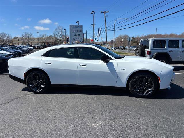 New 2026 Dodge Charger R/T image 2