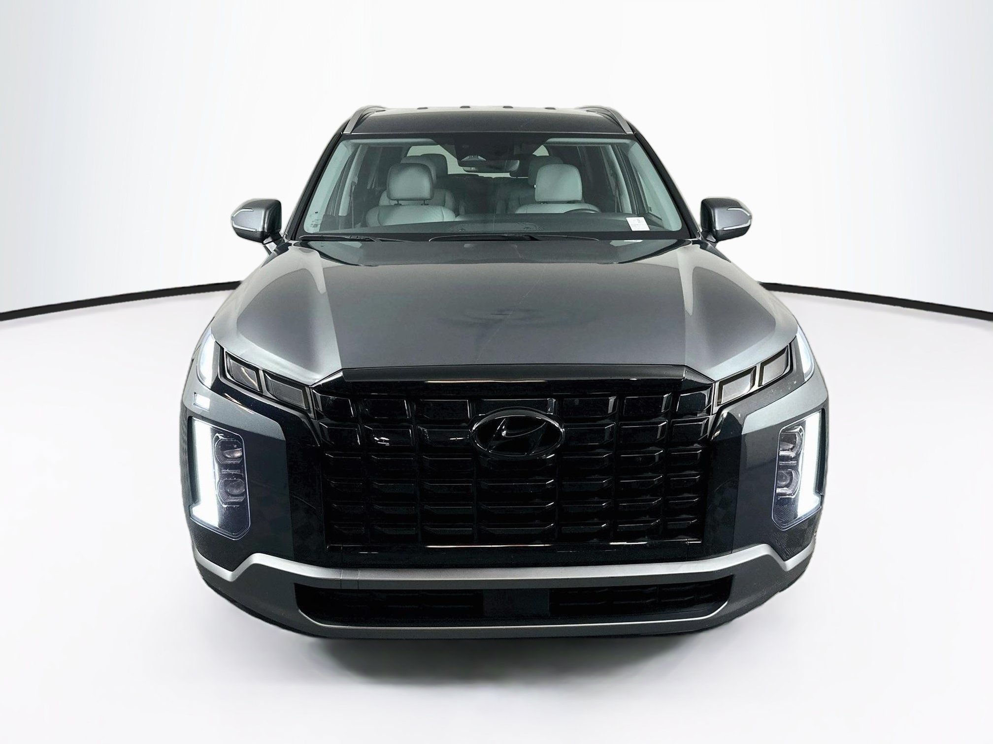 Used 2025 Hyundai Palisade SEL FWD image 2