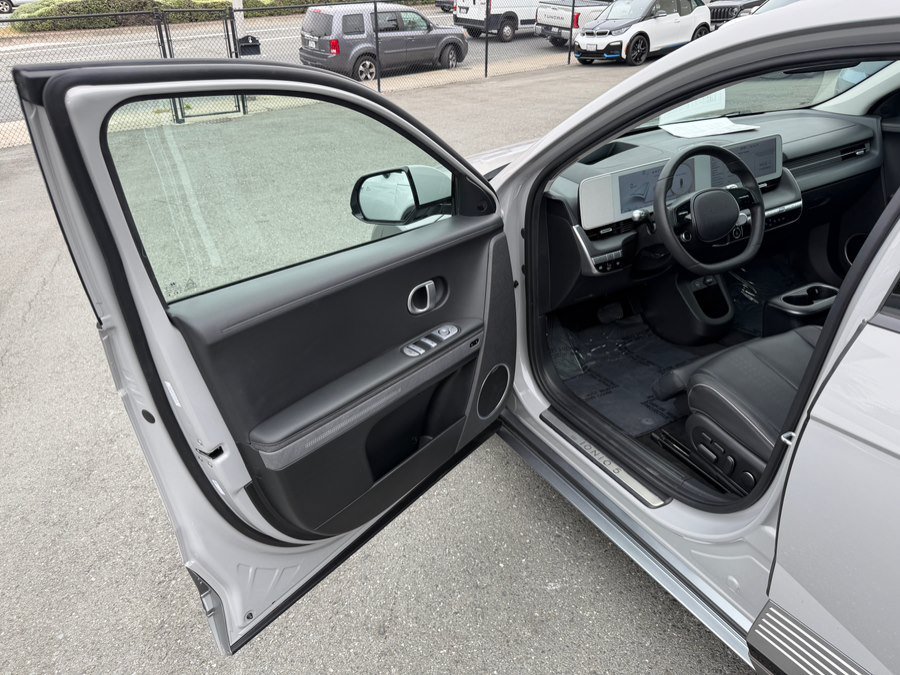 Used 2023 Hyundai Ioniq 5 Limited RWD image 9