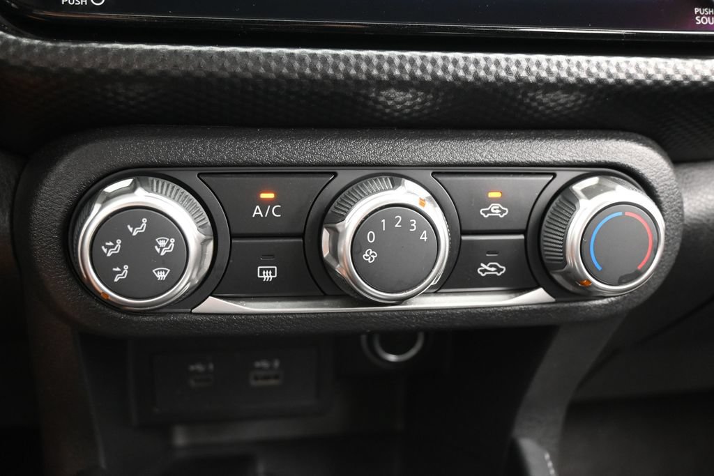 Used 2023 Nissan Kicks SV FWD image 24