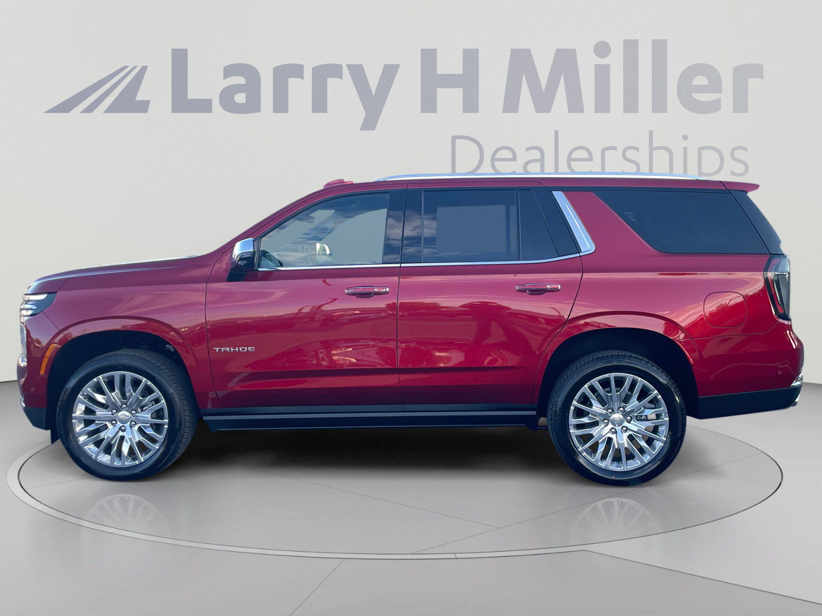 New 2026 Chevrolet Tahoe Premier AWD/4WD image 2