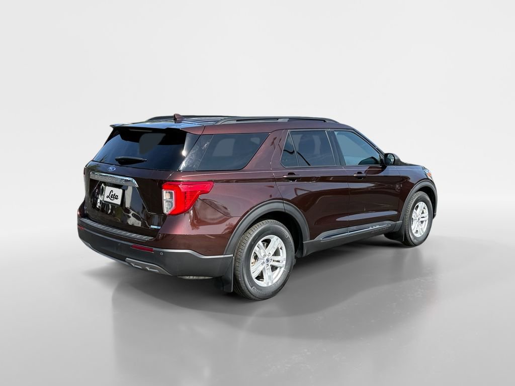 Used 2020 Ford Explorer XLT w/ Equipment Group 202A AWD/4WD image 4