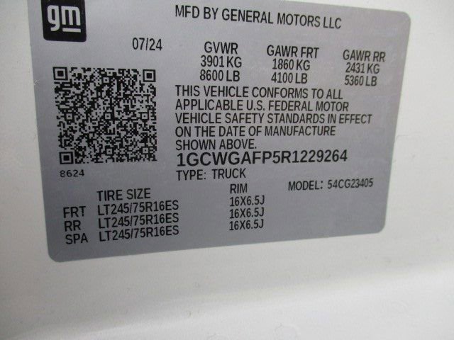 Used 2024 Chevrolet Express 2500 w/ Driver Convenience Package image 12
