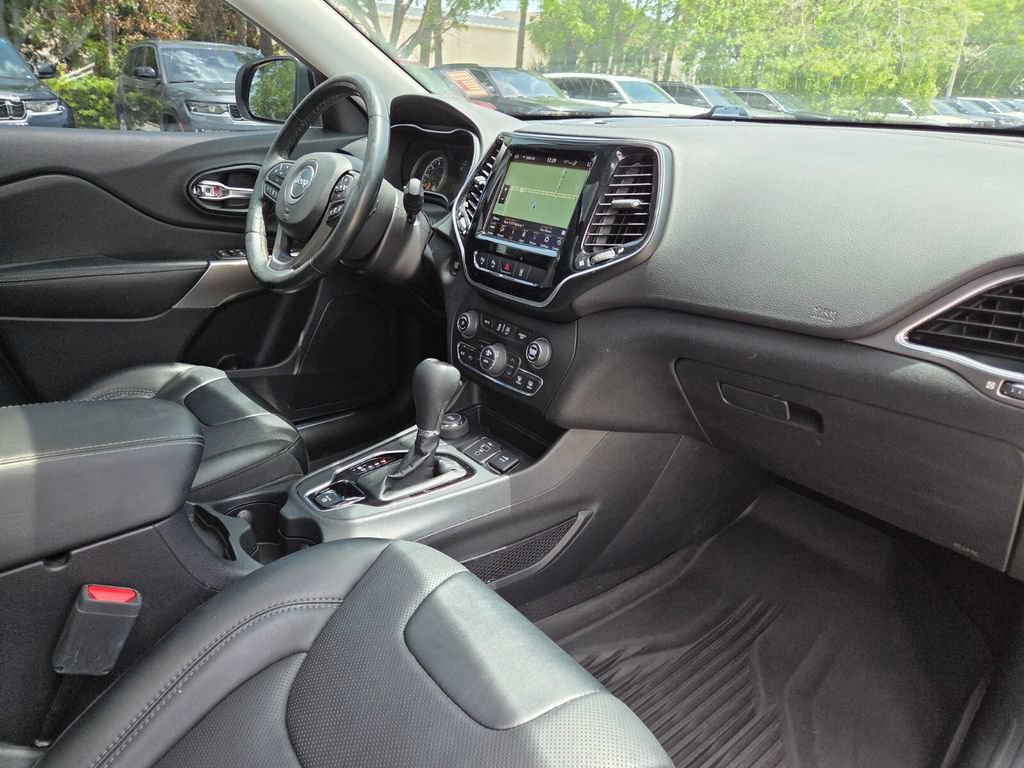 Used 2021 Jeep Cherokee Limited w/ Elite Package AWD/4WD image 14