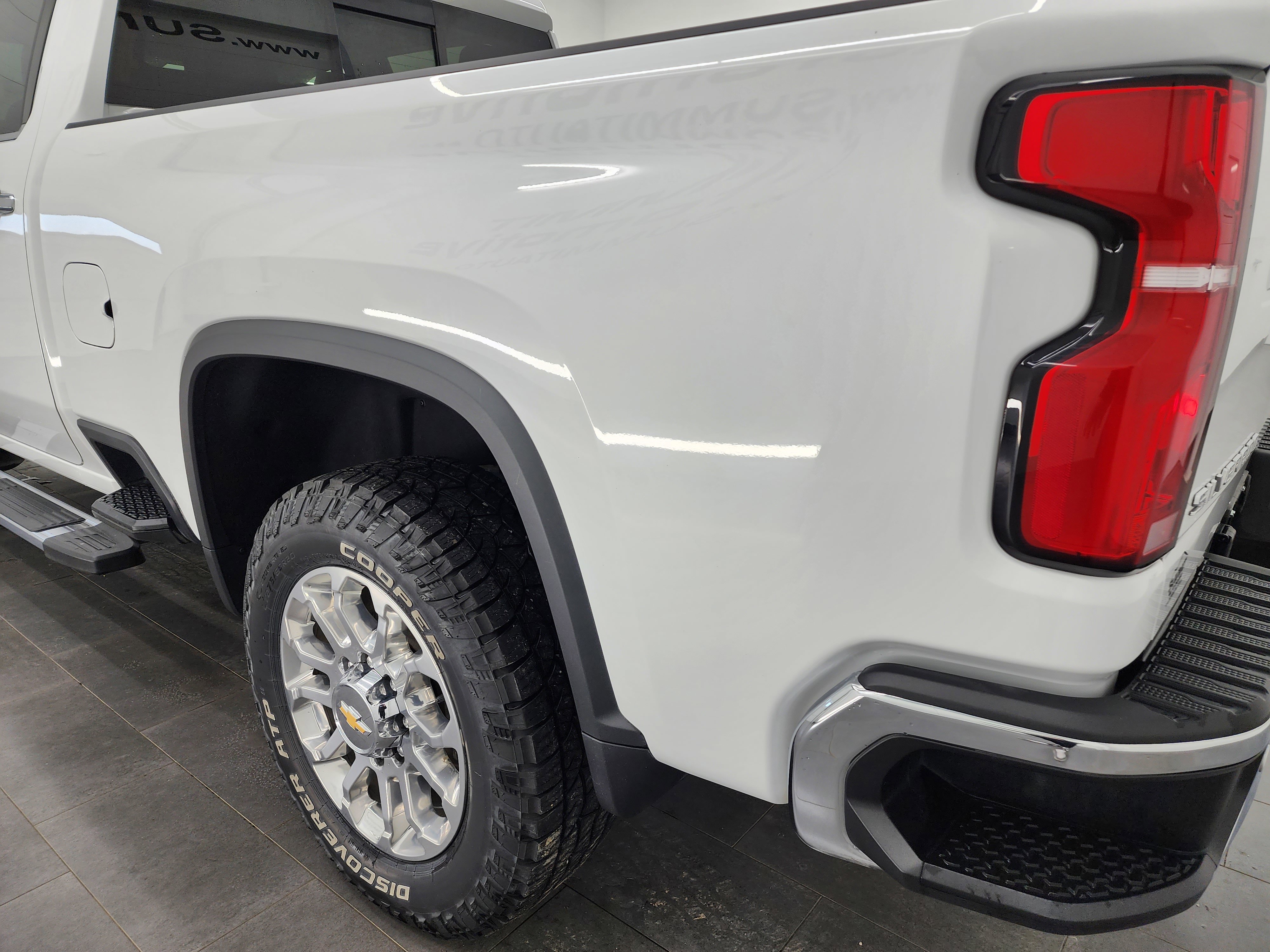 Used 2024 Chevrolet Silverado 2500 LTZ w/ LTZ Plus Package image 37