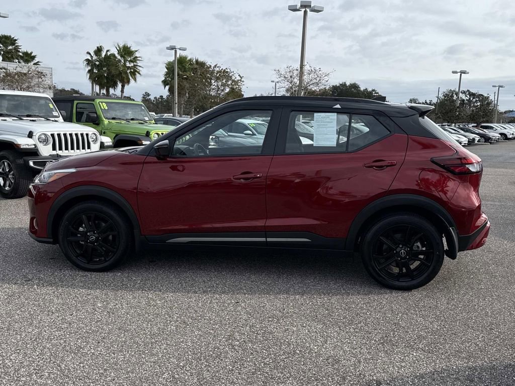 Used 2024 Nissan Kicks SR image 7