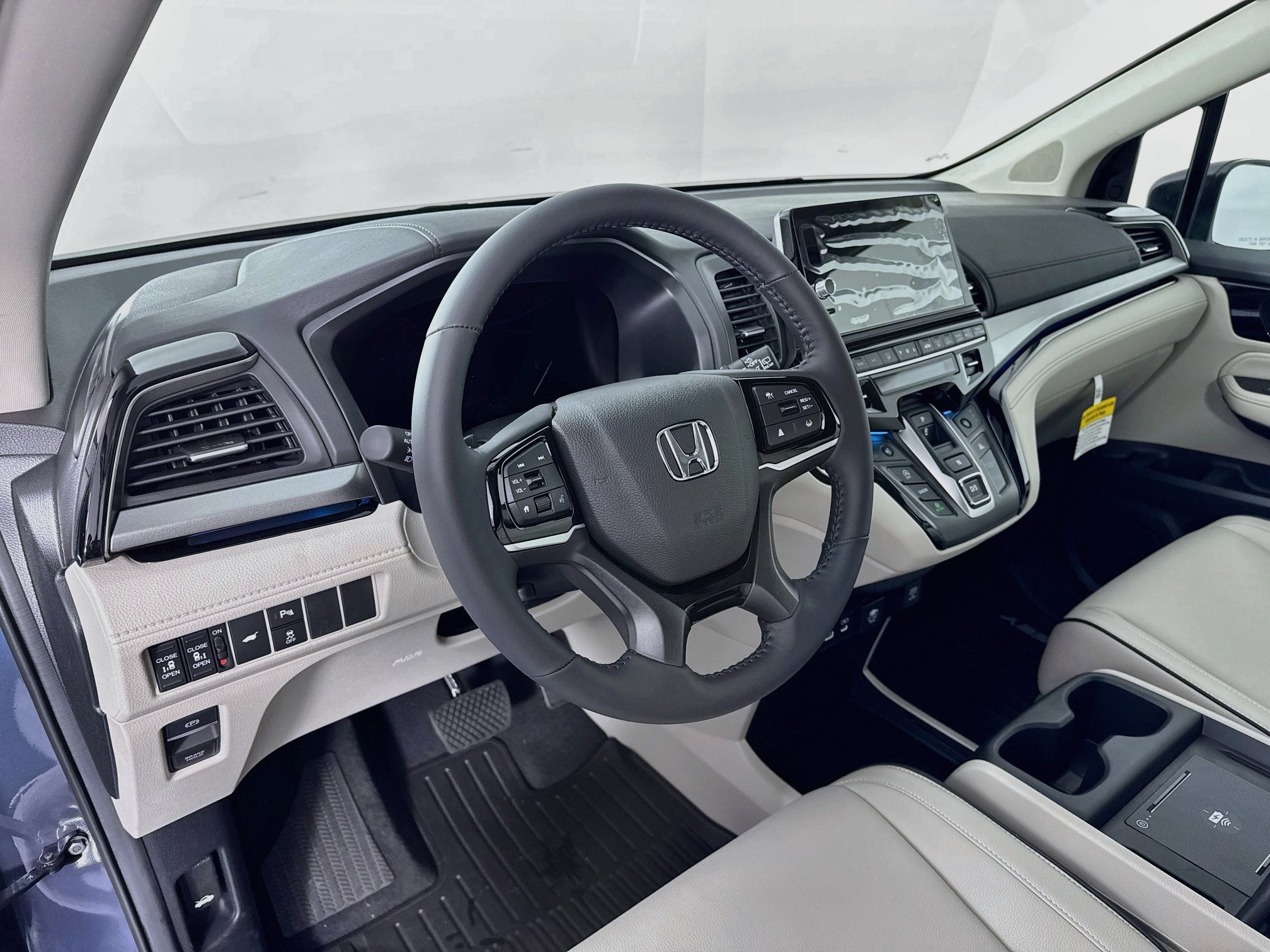 New 2027 Honda Odyssey Touring image 9