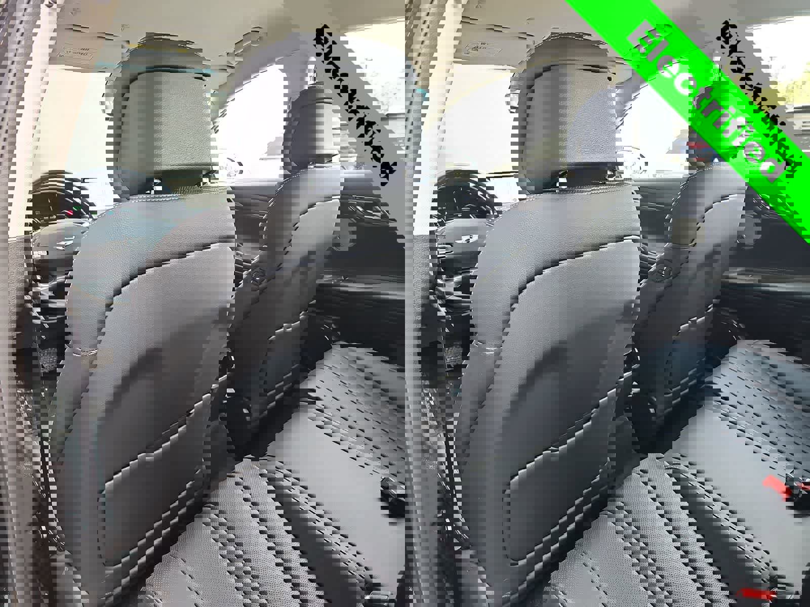 Used 2024 Genesis G80 image 16