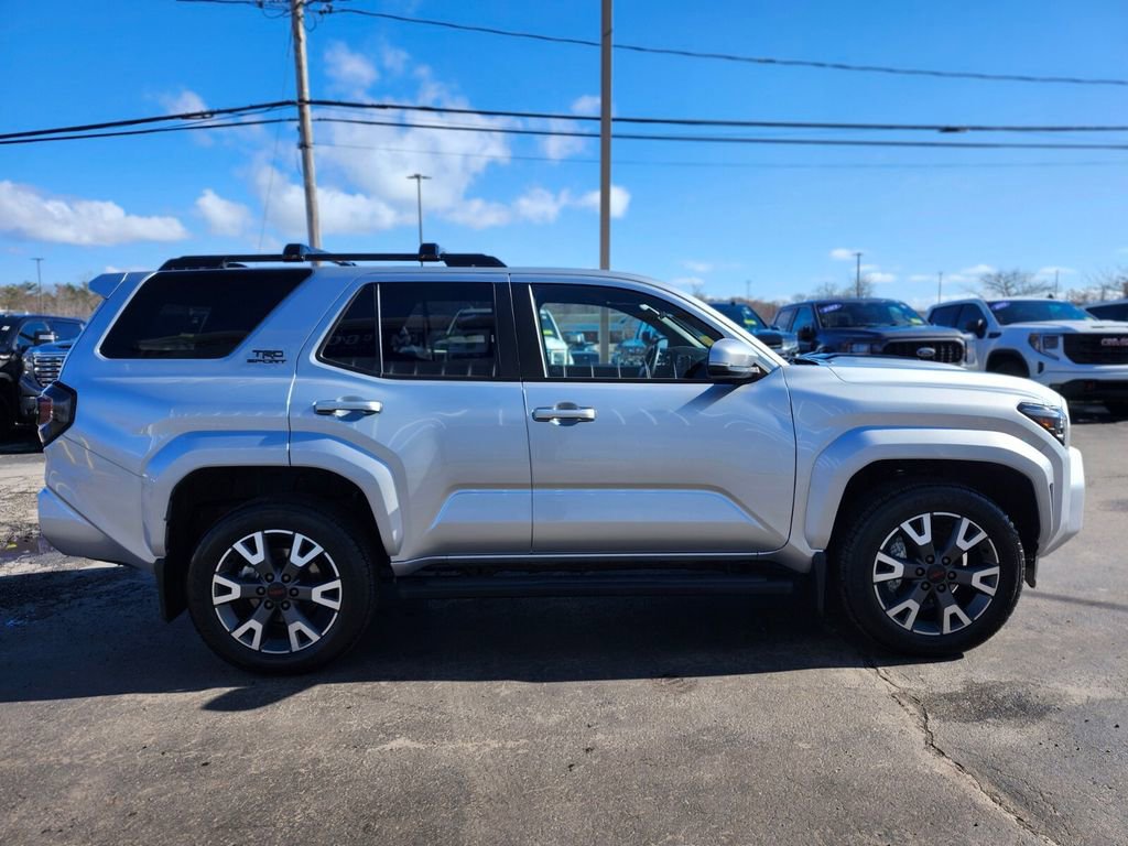 Used 2025 Toyota 4Runner TRD Sport AWD/4WD image 6