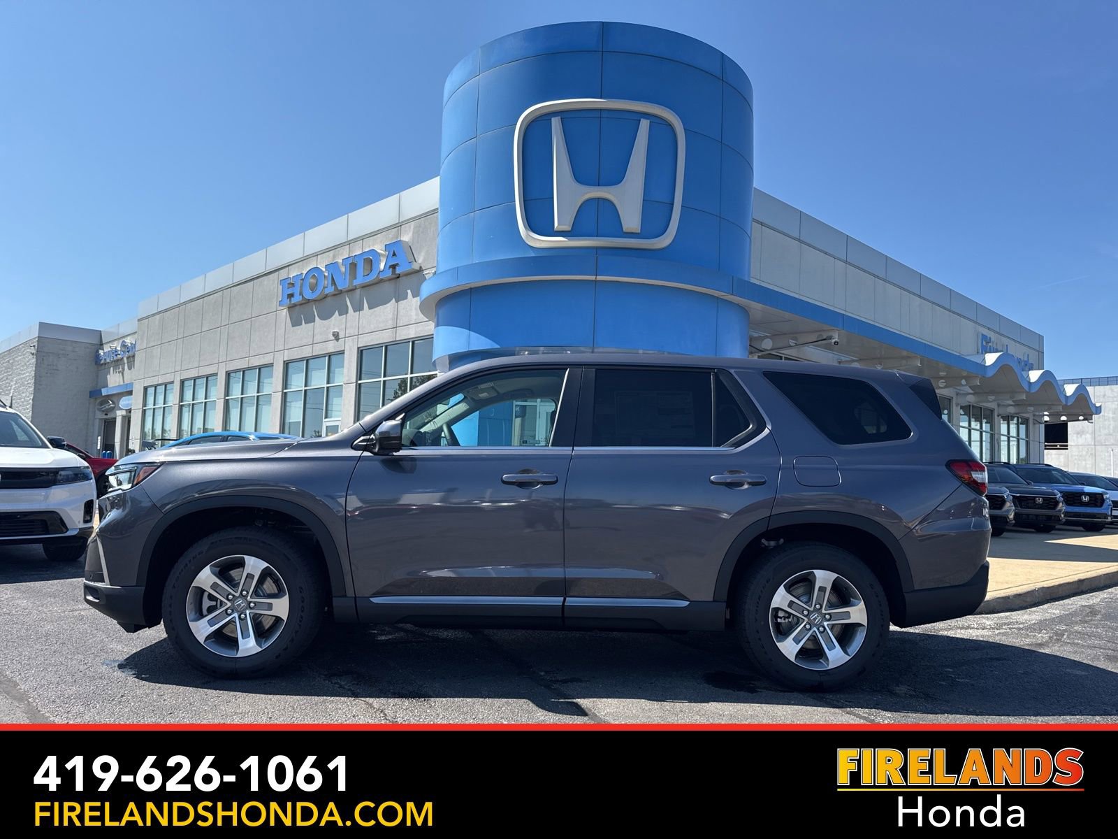 New 2025 Honda Pilot EX-L image 8