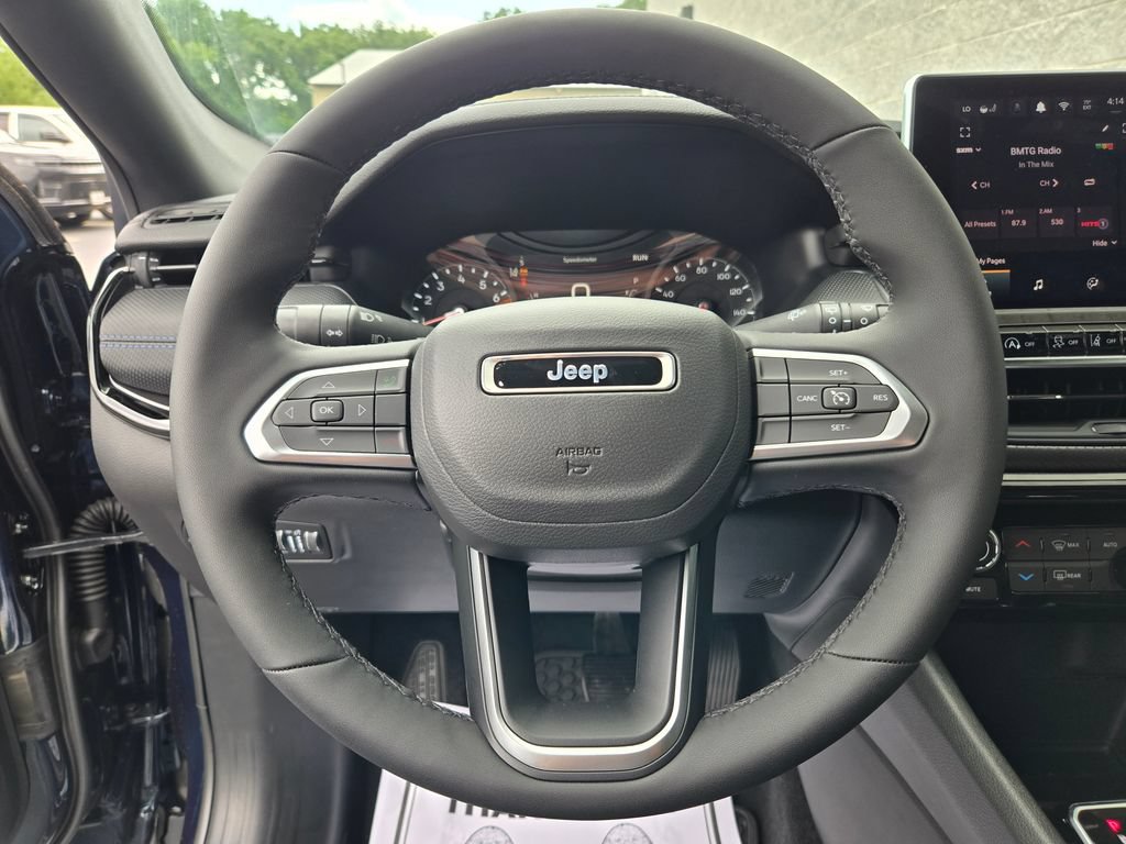 New 2026 Jeep Compass Latitude AWD/4WD image 17