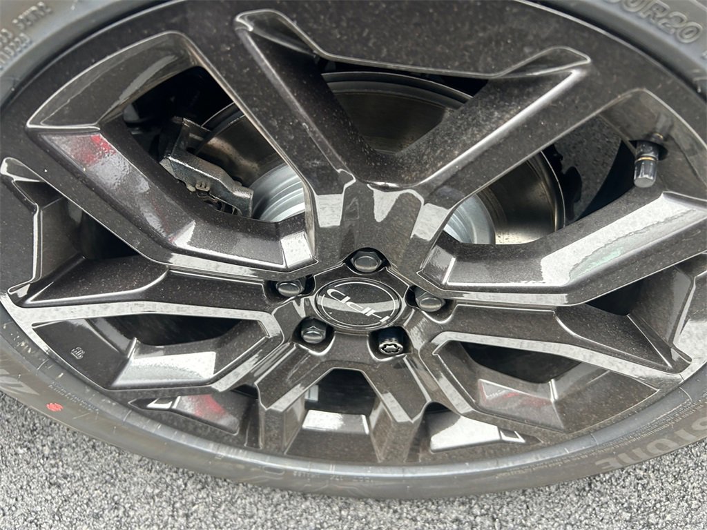 New 2025 Honda Pilot Touring image 21