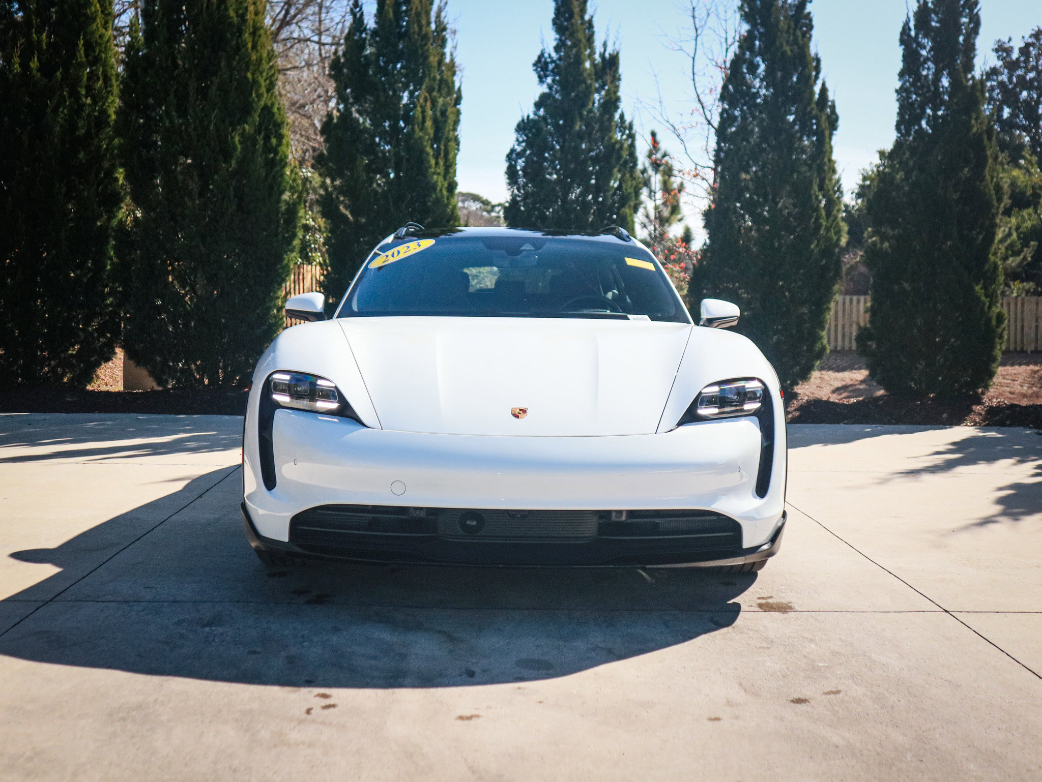 Used 2023 Porsche Taycan 4 Cross Turismo w/ Premium Package image 3