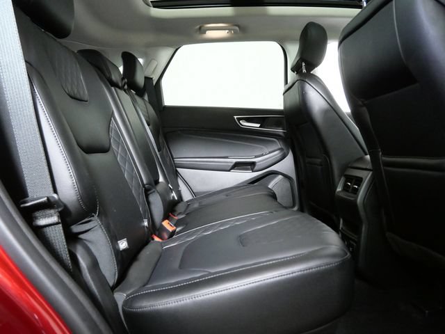 Certified 2024 Ford Edge Titanium AWD/4WD image 13