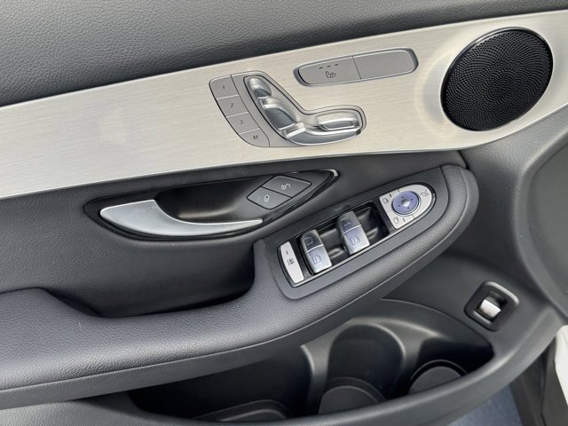 Used 2022 Mercedes-Benz GLC 300 image 19